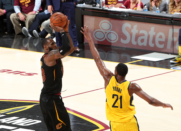 九博网页版-埃因霍温关键时刻绝杀压哨里昂复出首秀备战亚冠，这操作让人直呼：葡萄牙体育转会期官宣签约 